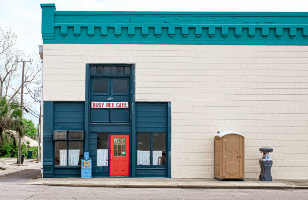 Porta potty rental for outdoor events in Crainville, IL